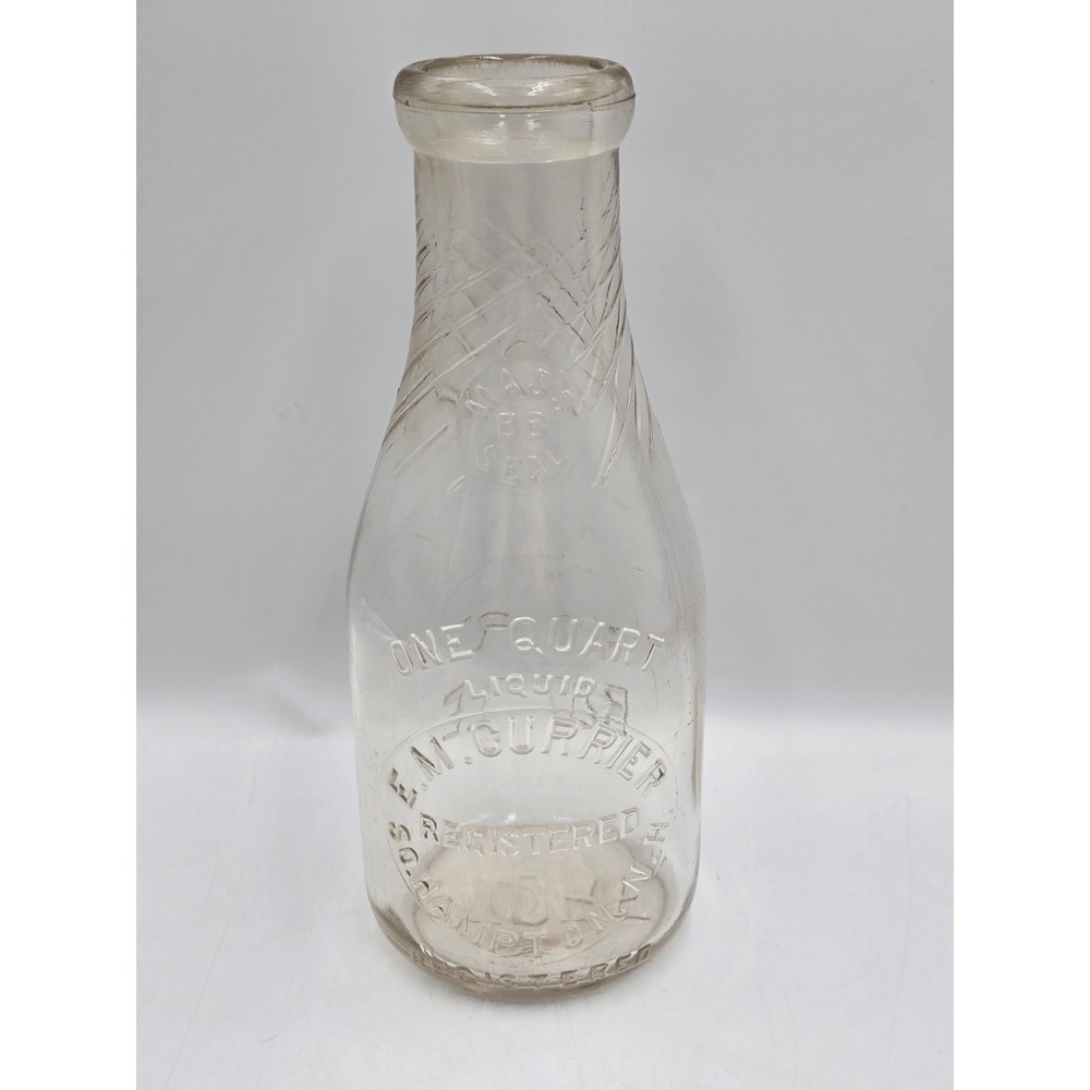 E.M Currier Milk Bottle One Quart Clear Excellent Vintage South Hampton NH Store